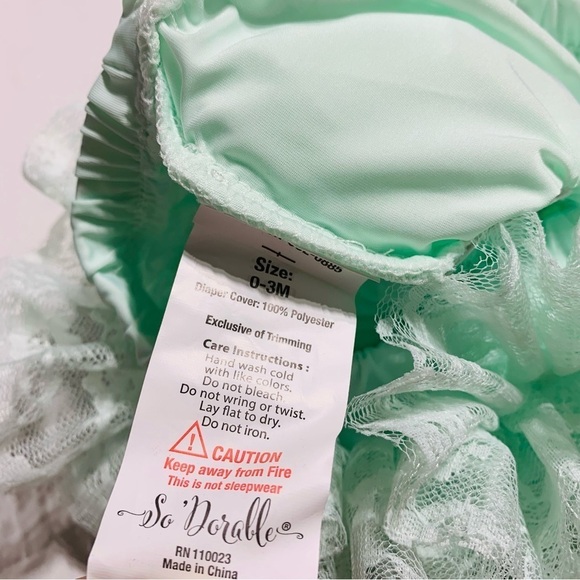 So Dorable 0-3M babies ruffled diaper cover in teal green - Picture 3 of 3